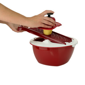 Borner Multimaker - full-color: Bowl with keep-fresh lid, sieve and Multiplate - Image 13