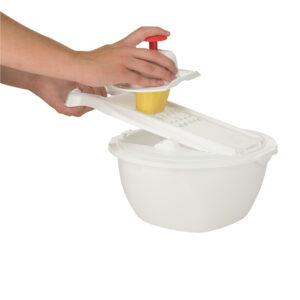 Borner Multimaker - full-color: Bowl with keep-fresh lid, sieve and Multiplate - Image 15